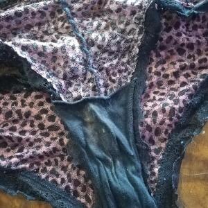 Panties_feet MYM