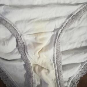 Panties_feet MYM