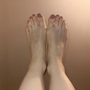 Pauwleens_feet MYM