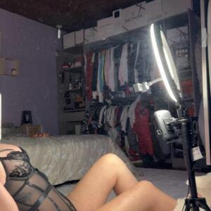 Penelopefrench_69 MYM