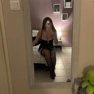 Petite_billiie MYM