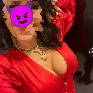 Petite_italienne_libertine_sexe_porno MYM