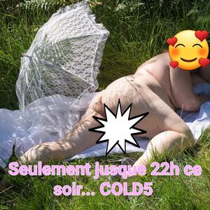 Petite_ronde_blonde_hot MYM
