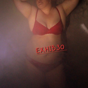 Petite_ronde_blonde_hot MYM