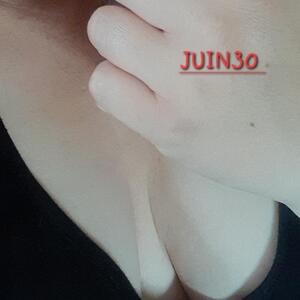 Petite_ronde_blonde_hot MYM