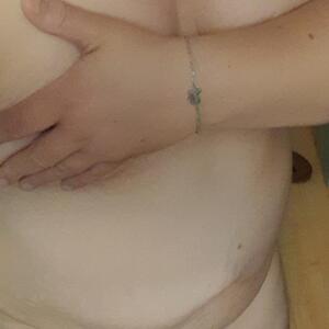 Petite_ronde_blonde_hot MYM