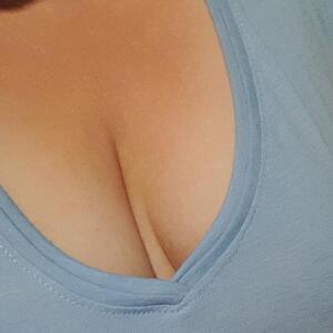 Petite_ronde_blonde_hot MYM