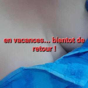 Petite_ronde_blonde_hot MYM