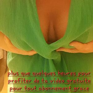 Petite_ronde_blonde_hot MYM