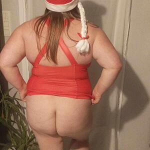 Petite_ronde_blonde_hot MYM