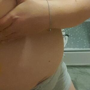 Petite_ronde_blonde_hot MYM