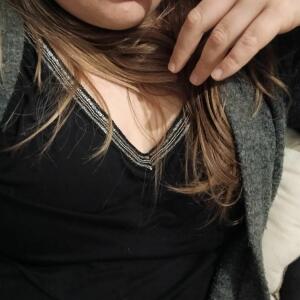 Petite_ronde_blonde_hot MYM