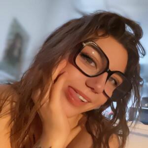 Petite_thotiana MYM