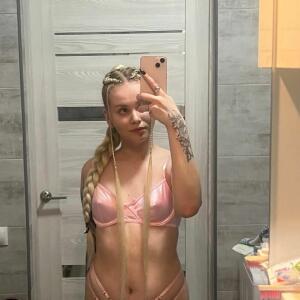 Petite_yvana MYM