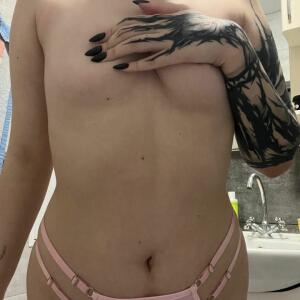 Petite_yvana MYM
