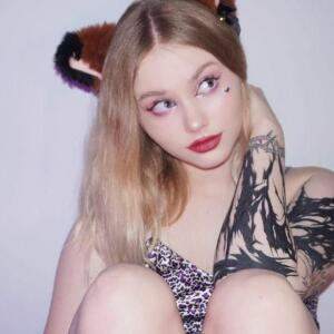 Petite_yvana MYM