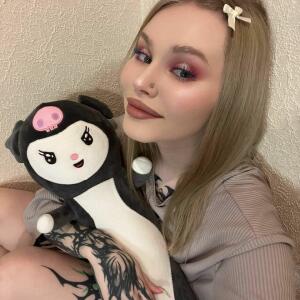 Petite_yvana MYM