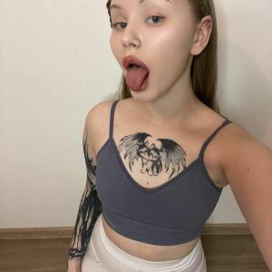 Petite_yvana MYM
