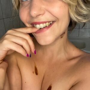 Petitelola49 MYM