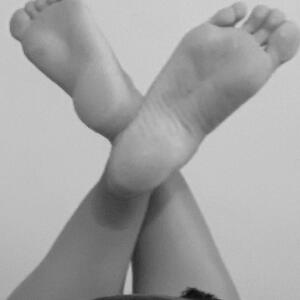 Petits_pieds_sensuels MYM