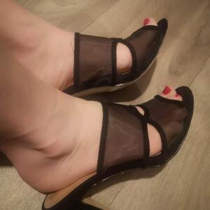 Petits_pieds_sexy1984 MYM