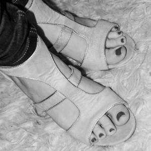 Petits_pieds_sexy1984 MYM