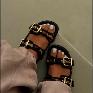 Pieds-de-deesse MYM
