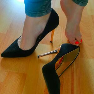 Pieds-thya-feet MYM
