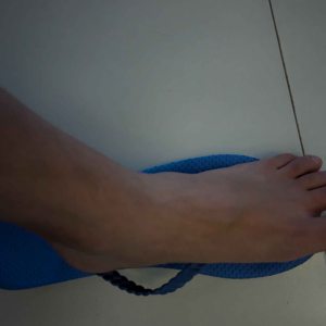Pieds_en_lair MYM