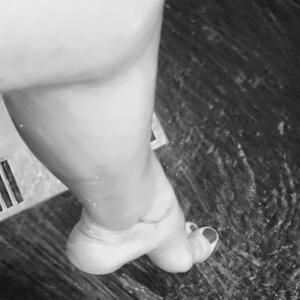 Pieds_feet_x MYM