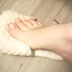 Pieds_sensuel_ MYM