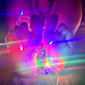 Piedsgirly-feet MYM