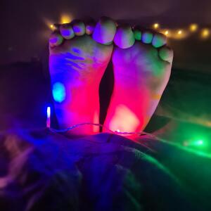 Piedsgirly-feet MYM