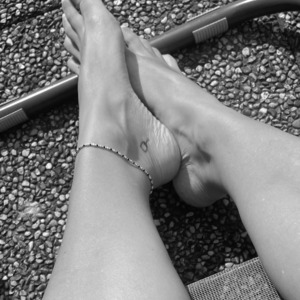 Plz_feet_me_hard MYM
