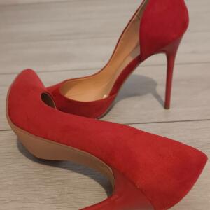 Princesse_feetandheels MYM
