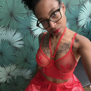 Priscadelice971 MYM