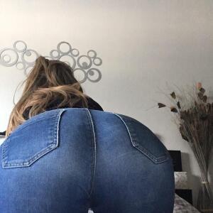 Professeur-sexy MYM