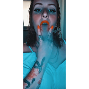 Queen_swann MYM