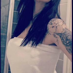Queencaro86 MYM