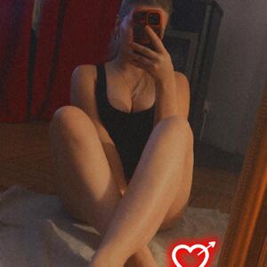 Queeny_sexyy MYM