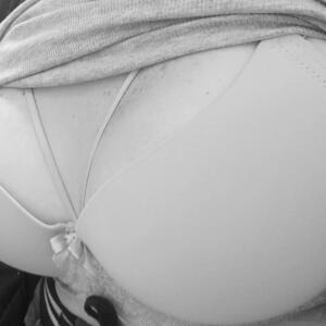 Raquel-curvy MYM