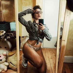 Rebelle_lion_nue MYM