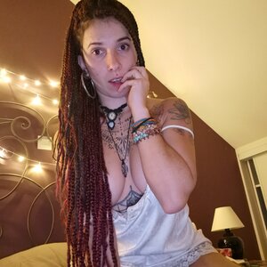 Rebelle_lion_nue MYM