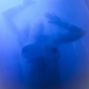 Rebelle_lion_nue MYM