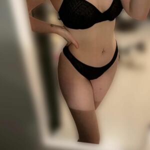 Red_romy MYM