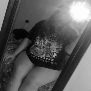 Red_vixen22 MYM