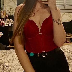 Redhead_hot MYM