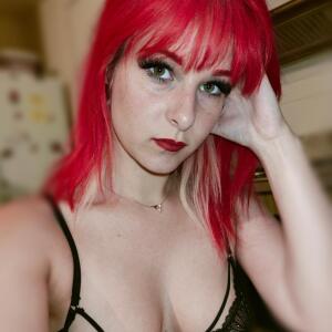 Redwife MYM