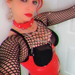Rocknrollqueen456351 MYM