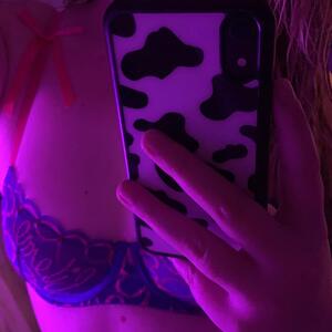 Roomies_xxx MYM
